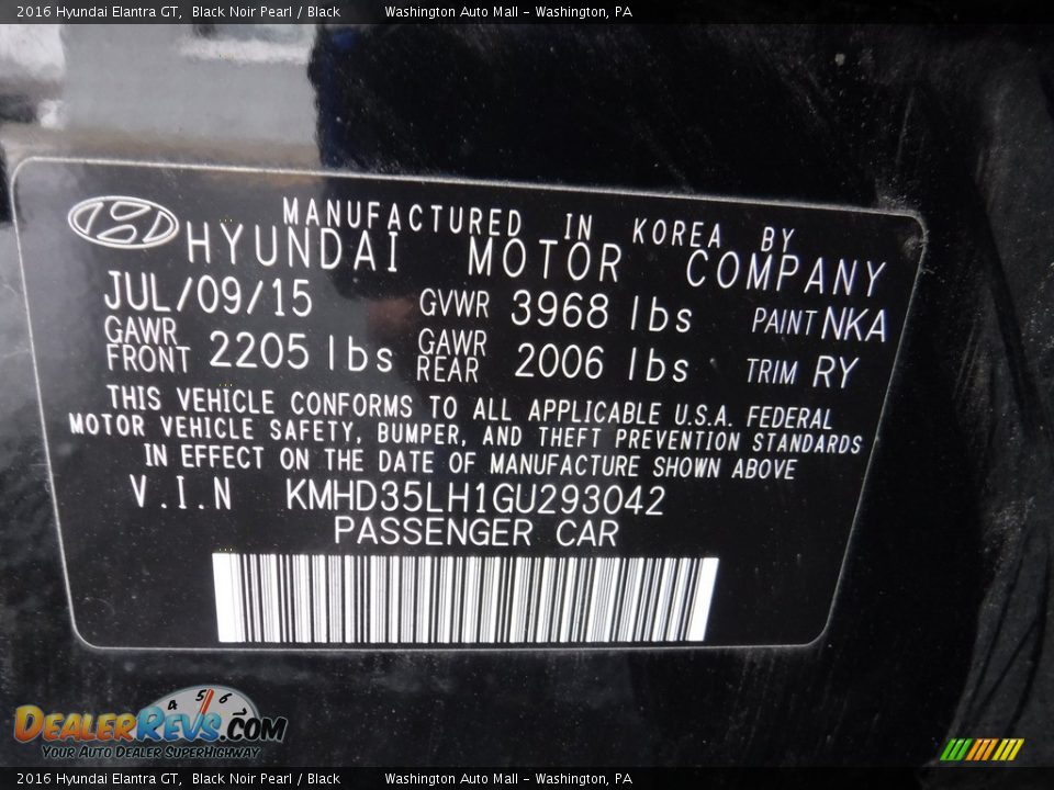 2016 Hyundai Elantra GT Black Noir Pearl / Black Photo #24