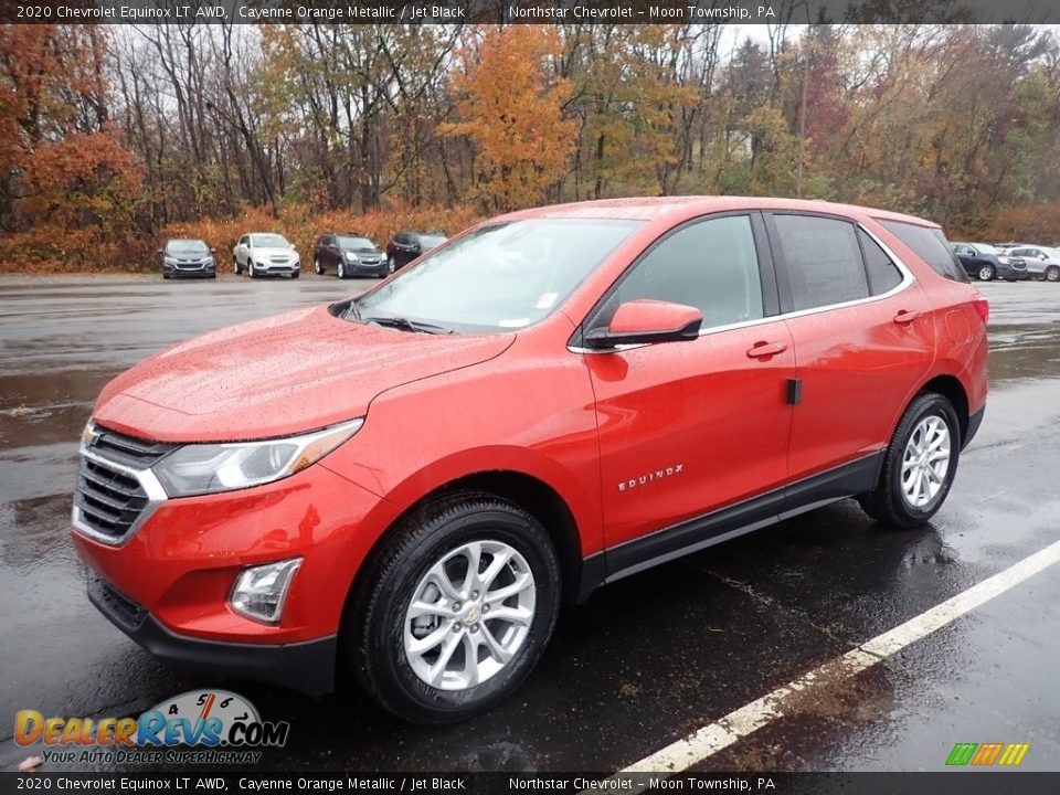 Front 3/4 View of 2020 Chevrolet Equinox LT AWD Photo #1