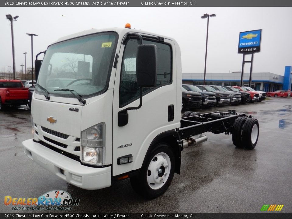 2019 Chevrolet Low Cab Forward 4500 Chassis Arctic White / Pewter Photo #1