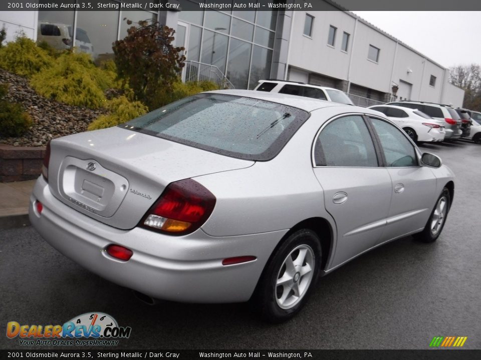 2001 Oldsmobile Aurora 3.5 Sterling Metallic / Dark Gray Photo #10