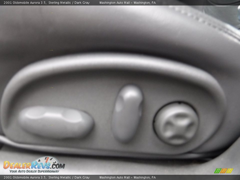 2001 Oldsmobile Aurora 3.5 Sterling Metallic / Dark Gray Photo #14