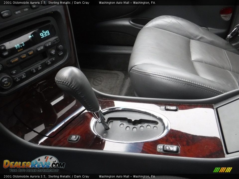 2001 Oldsmobile Aurora 3.5 Sterling Metallic / Dark Gray Photo #18