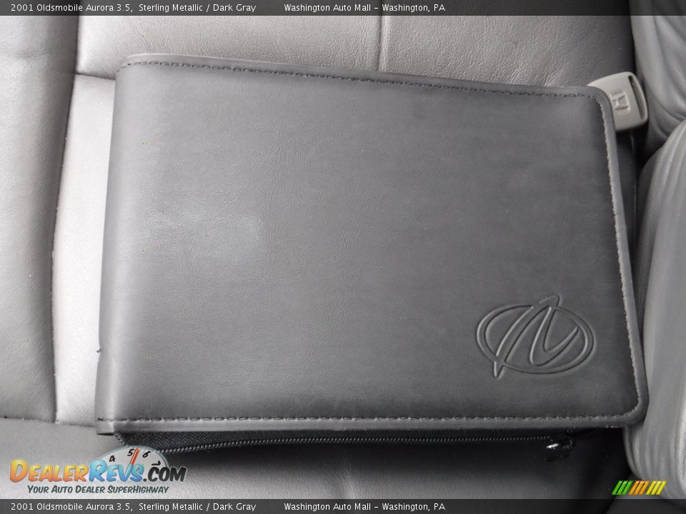 2001 Oldsmobile Aurora 3.5 Sterling Metallic / Dark Gray Photo #24