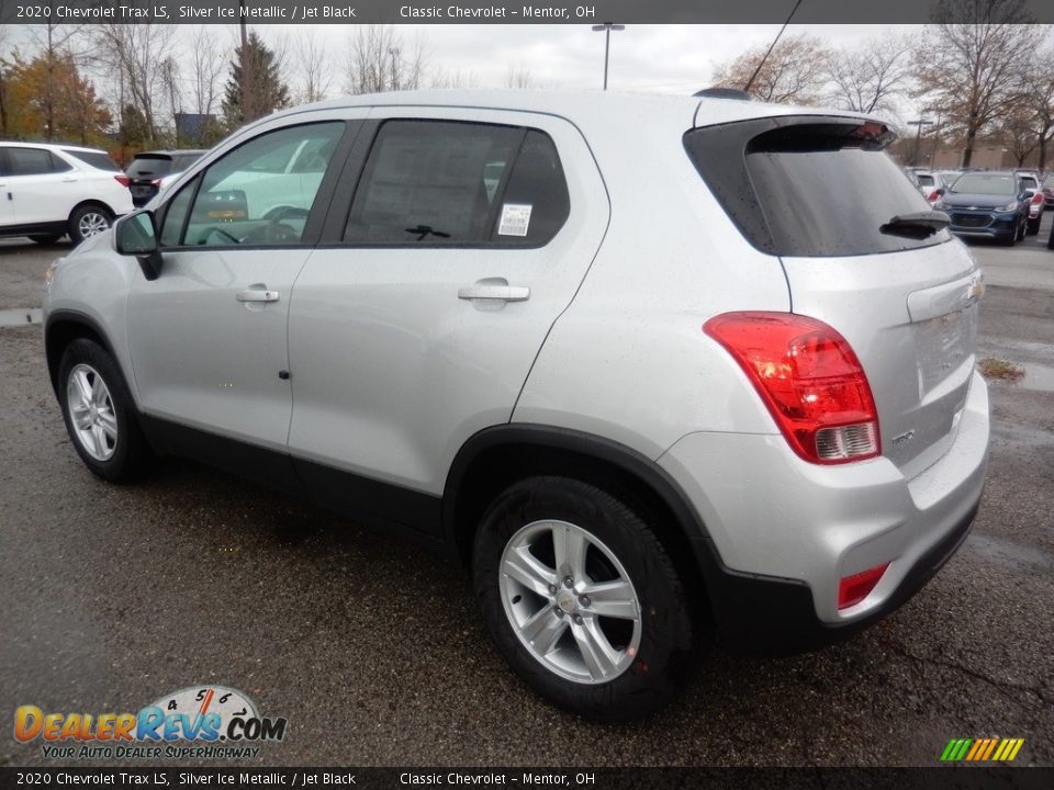 2020 Chevrolet Trax LS Silver Ice Metallic / Jet Black Photo #5