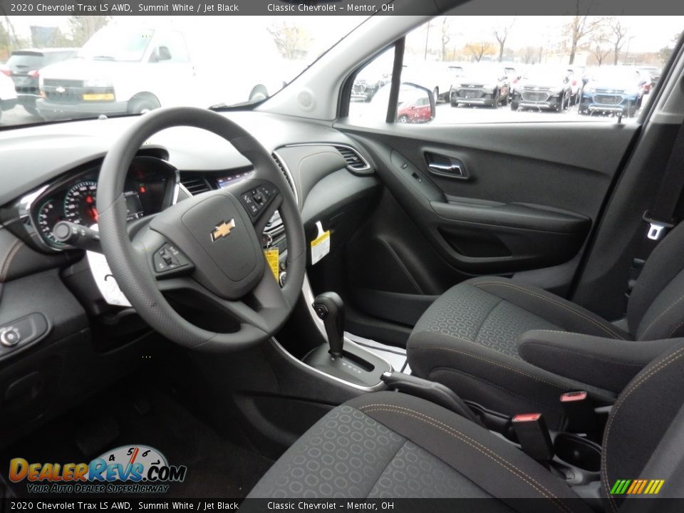 Front Seat of 2020 Chevrolet Trax LS AWD Photo #6