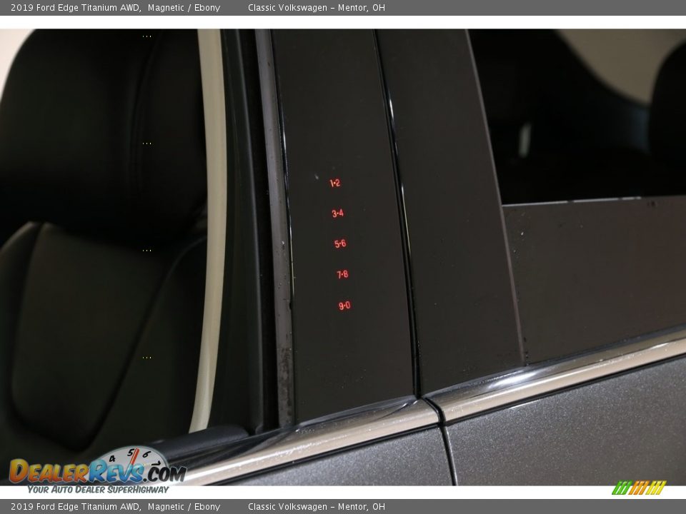 2019 Ford Edge Titanium AWD Magnetic / Ebony Photo #4