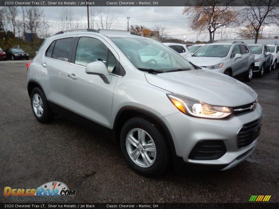 2020 Chevrolet Trax LT Silver Ice Metallic / Jet Black Photo #3