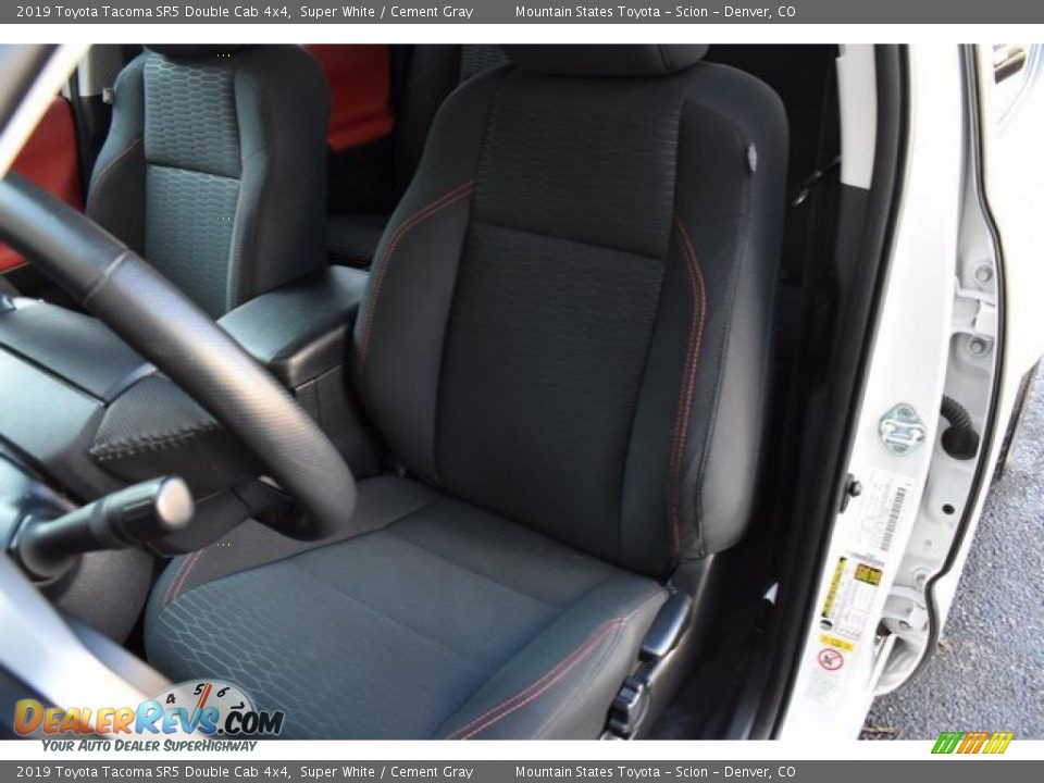 2019 Toyota Tacoma SR5 Double Cab 4x4 Super White / Cement Gray Photo #12