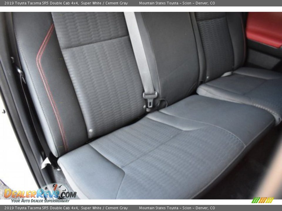 2019 Toyota Tacoma SR5 Double Cab 4x4 Super White / Cement Gray Photo #22