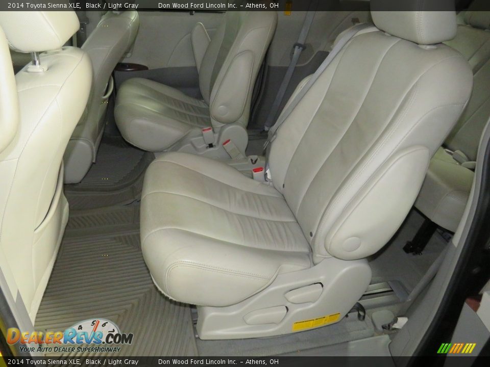 2014 Toyota Sienna XLE Black / Light Gray Photo #20