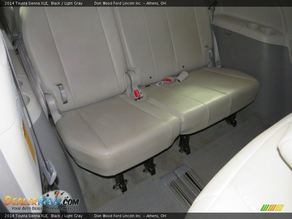 2014 Toyota Sienna XLE Black / Light Gray Photo #23