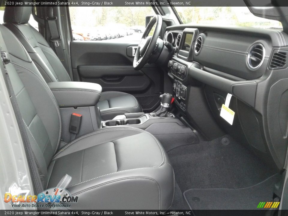 2020 Jeep Wrangler Unlimited Sahara 4x4 Sting-Gray / Black Photo #14