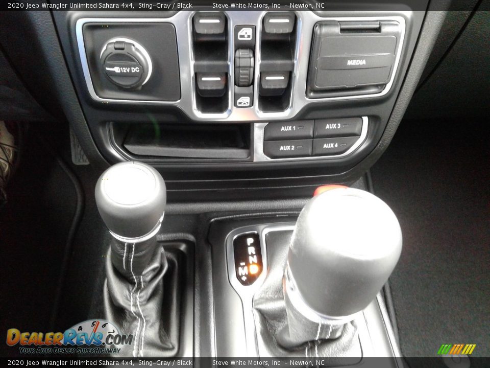2020 Jeep Wrangler Unlimited Sahara 4x4 Sting-Gray / Black Photo #26