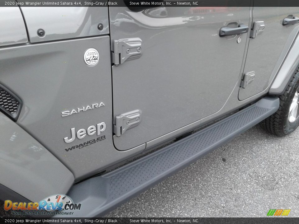 2020 Jeep Wrangler Unlimited Sahara 4x4 Sting-Gray / Black Photo #30