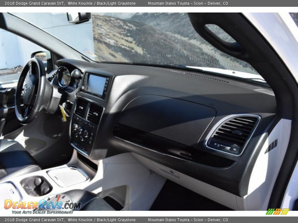 2018 Dodge Grand Caravan SXT White Knuckle / Black/Light Graystone Photo #16