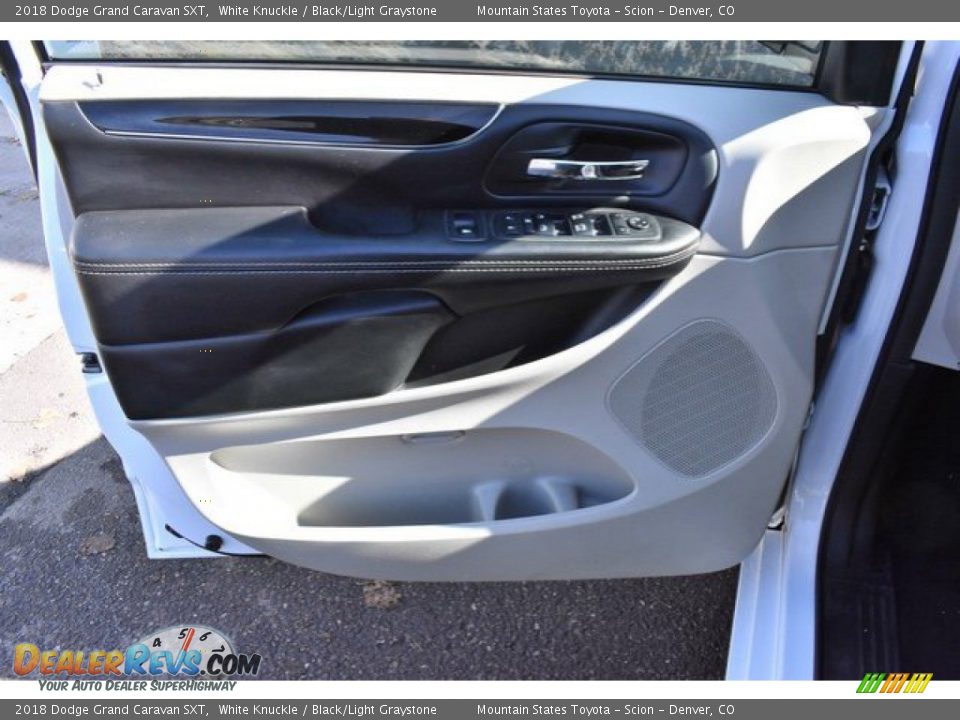 2018 Dodge Grand Caravan SXT White Knuckle / Black/Light Graystone Photo #25