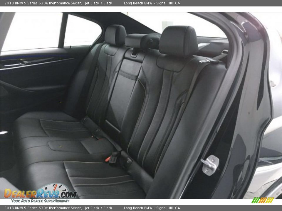 2018 BMW 5 Series 530e iPerfomance Sedan Jet Black / Black Photo #33