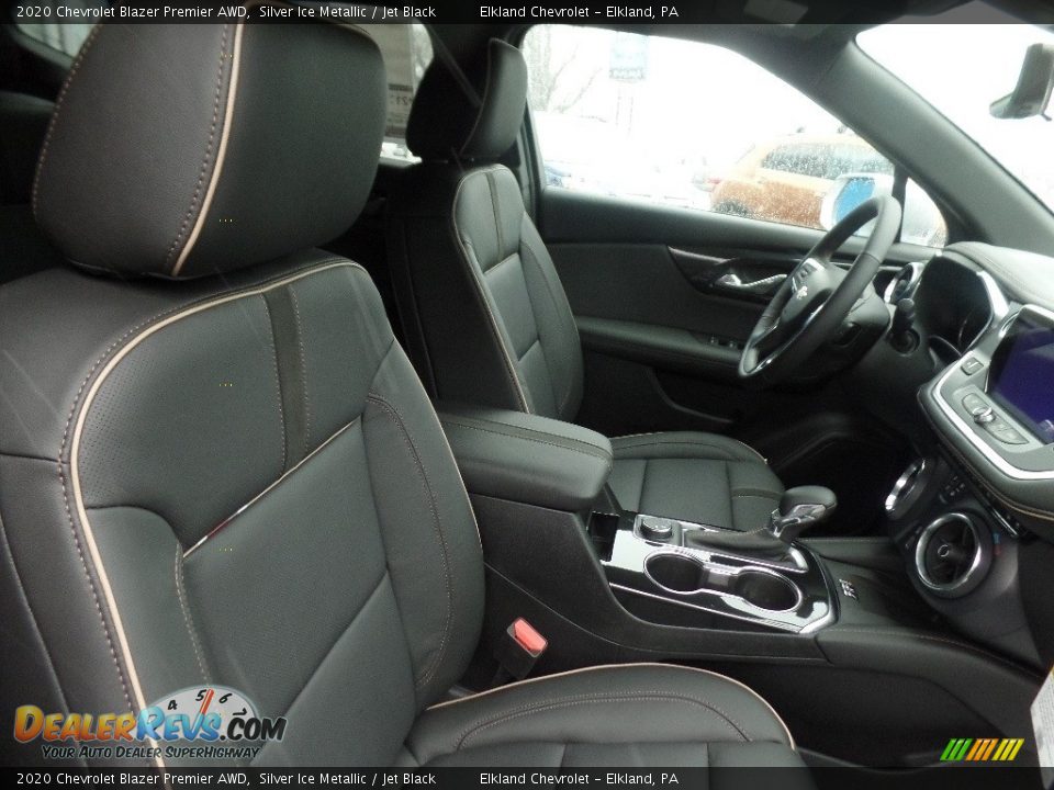 Front Seat of 2020 Chevrolet Blazer Premier AWD Photo #11