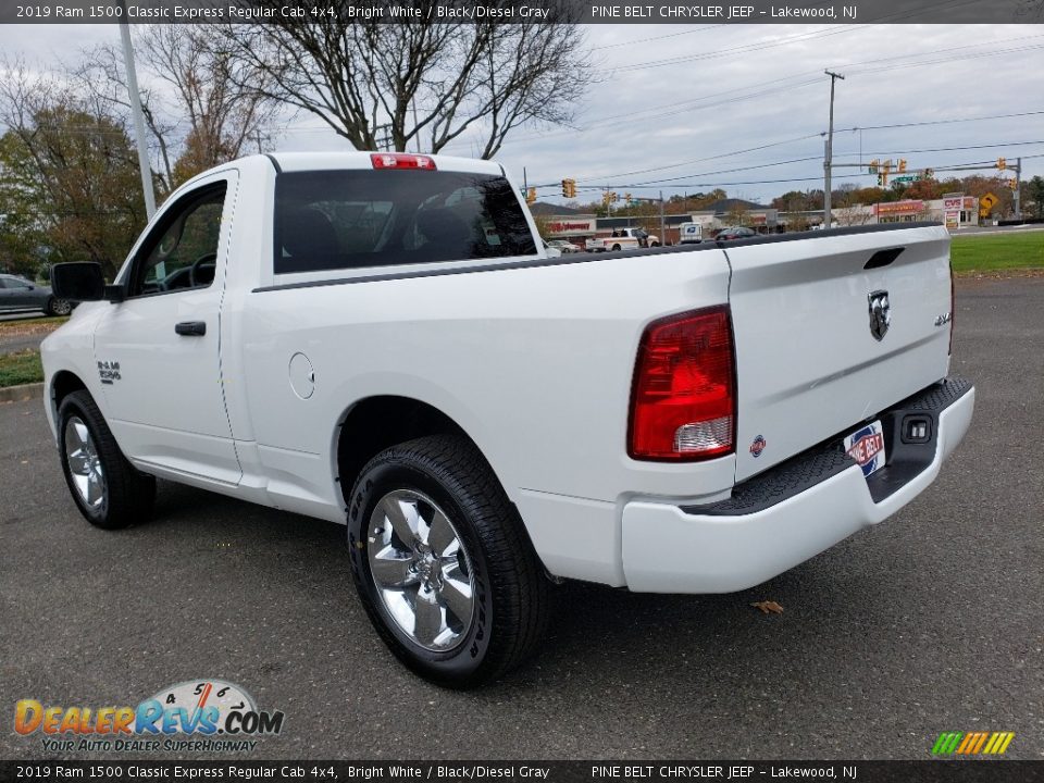 2019 Ram 1500 Classic Express Regular Cab 4x4 Bright White / Black/Diesel Gray Photo #4