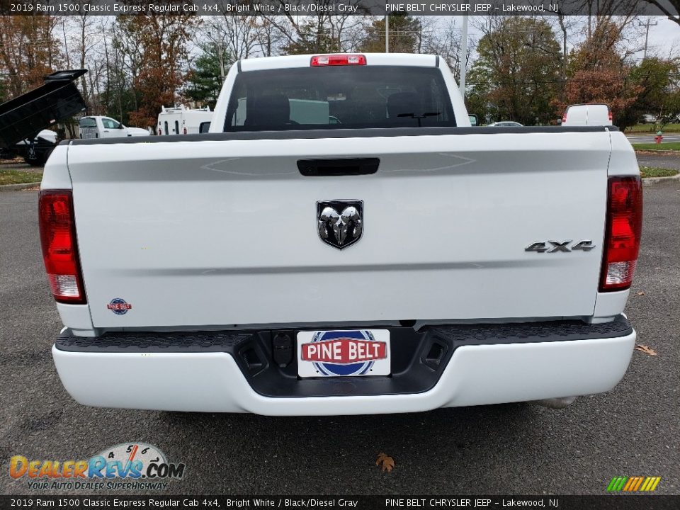 2019 Ram 1500 Classic Express Regular Cab 4x4 Bright White / Black/Diesel Gray Photo #5