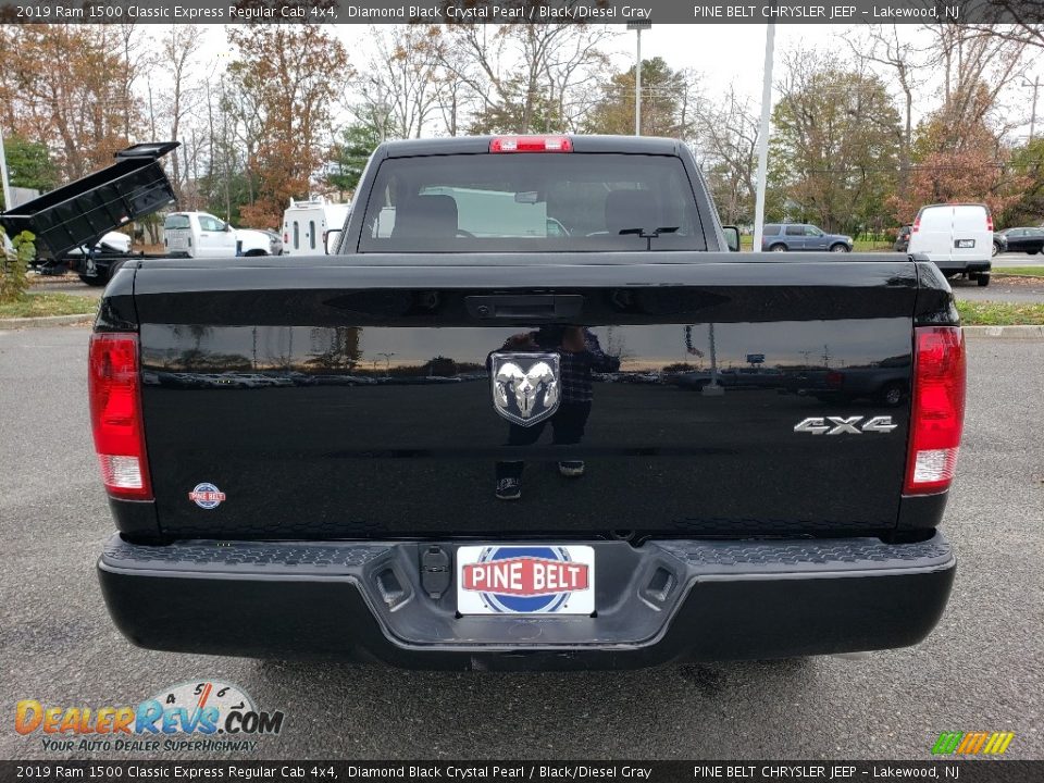 2019 Ram 1500 Classic Express Regular Cab 4x4 Diamond Black Crystal Pearl / Black/Diesel Gray Photo #5