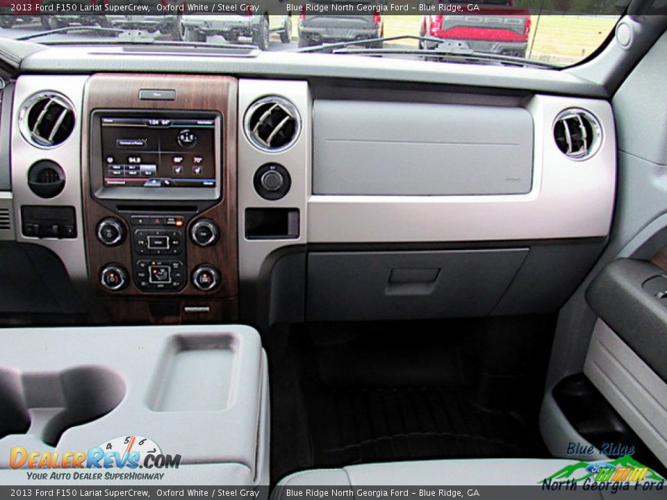 2013 Ford F150 Lariat SuperCrew Oxford White / Steel Gray Photo #18
