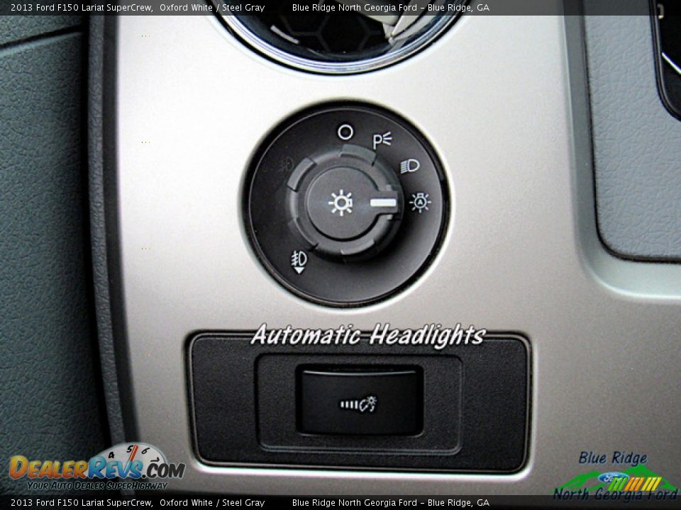 2013 Ford F150 Lariat SuperCrew Oxford White / Steel Gray Photo #24