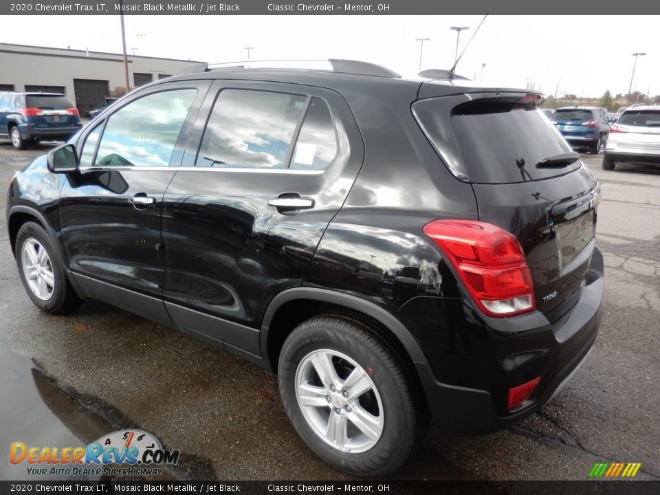 2020 Chevrolet Trax LT Mosaic Black Metallic / Jet Black Photo #5