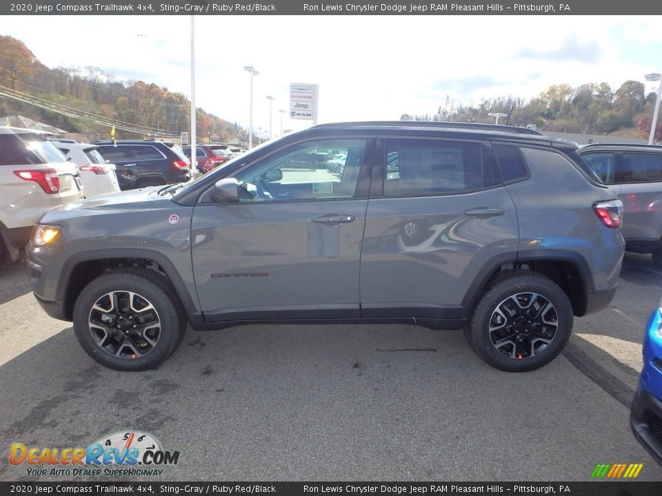 2020 Jeep Compass Trailhawk 4x4 Sting-Gray / Ruby Red/Black Photo #2