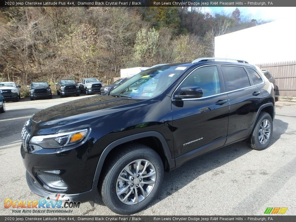 2020 Jeep Cherokee Latitude Plus 4x4 Diamond Black Crystal Pearl / Black Photo #1