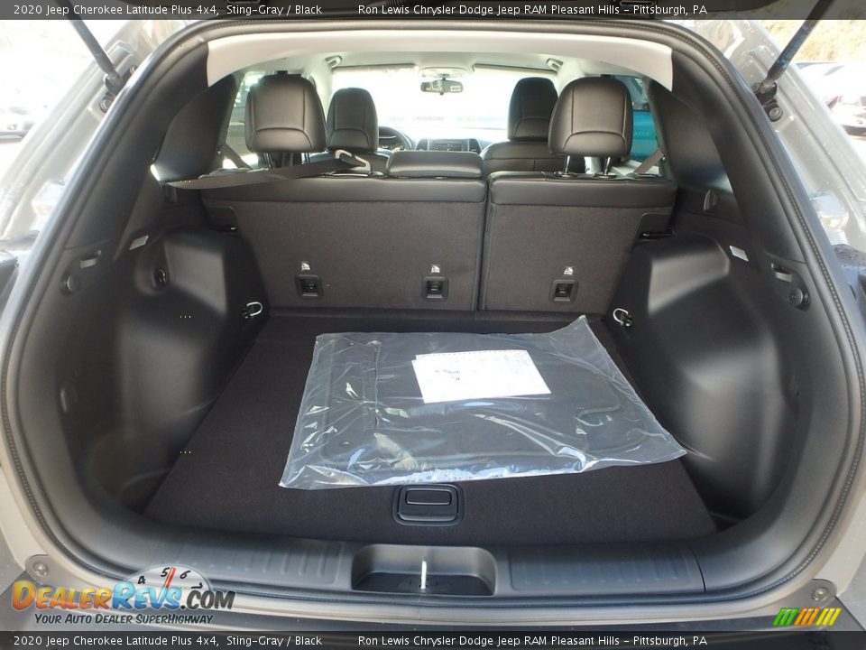 2020 Jeep Cherokee Latitude Plus 4x4 Sting-Gray / Black Photo #5