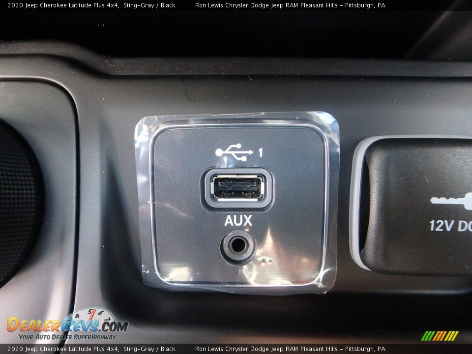 2020 Jeep Cherokee Latitude Plus 4x4 Sting-Gray / Black Photo #19