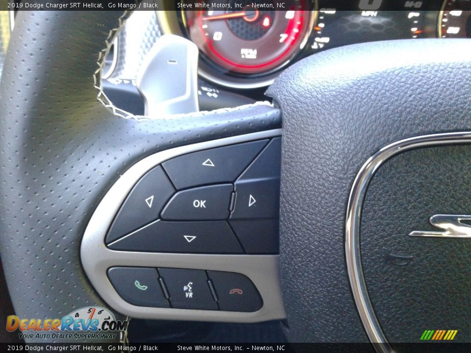 2019 Dodge Charger SRT Hellcat Steering Wheel Photo #17