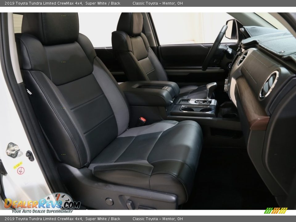 2019 Toyota Tundra Limited CrewMax 4x4 Super White / Black Photo #16
