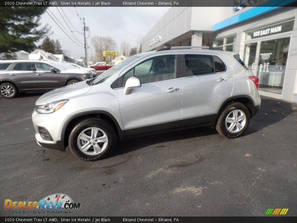 2020 Chevrolet Trax LT AWD Silver Ice Metallic / Jet Black Photo #4