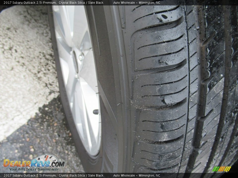 2017 Subaru Outback 2.5i Premium Crystal Black Silica / Slate Black Photo #8