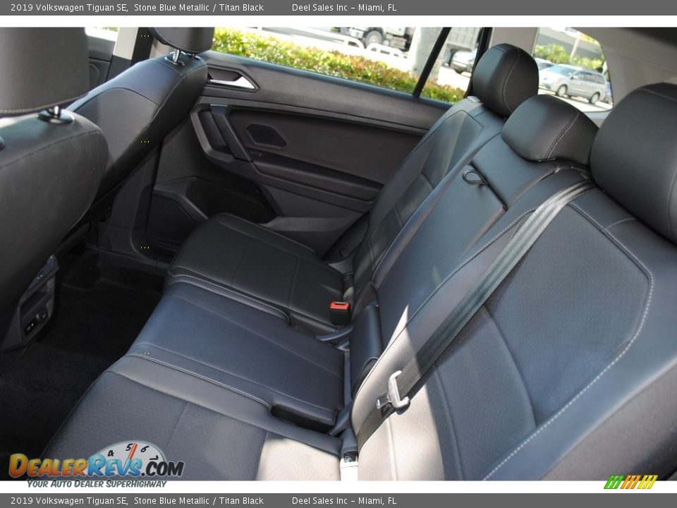 2019 Volkswagen Tiguan SE Stone Blue Metallic / Titan Black Photo #11