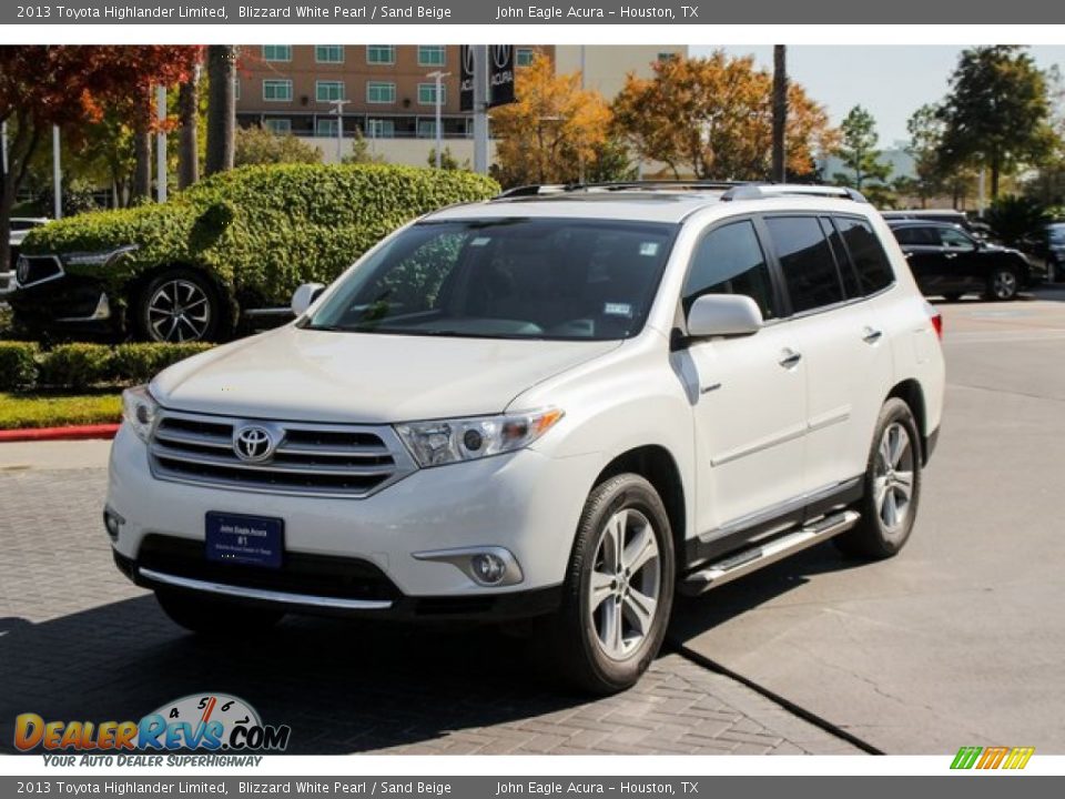 2013 Toyota Highlander Limited Blizzard White Pearl / Sand Beige Photo #4