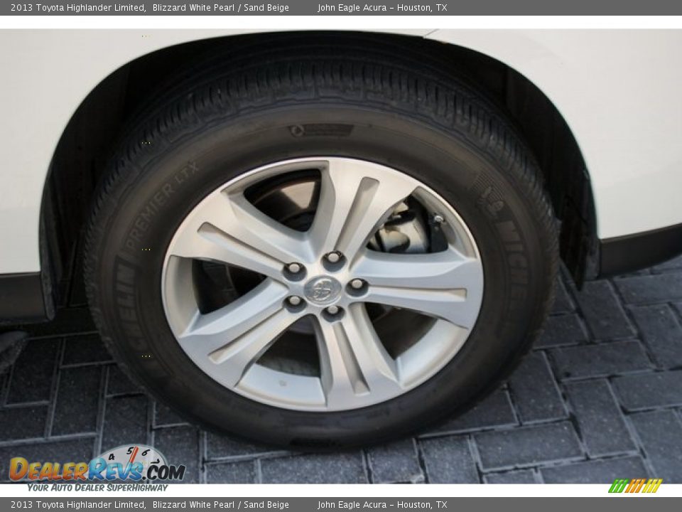 2013 Toyota Highlander Limited Blizzard White Pearl / Sand Beige Photo #11