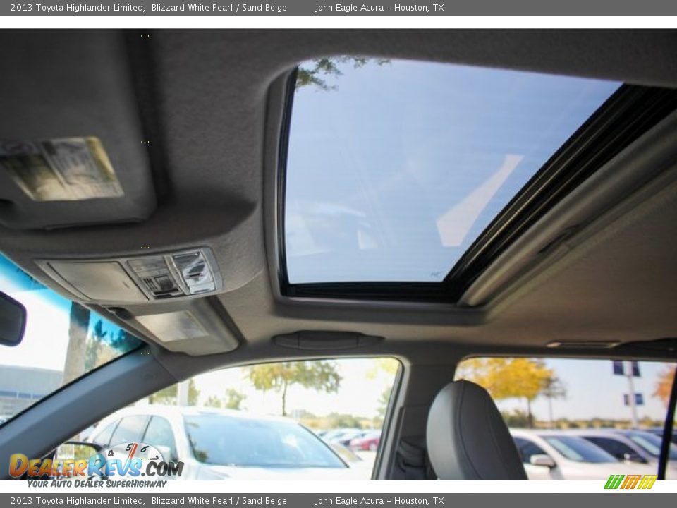 2013 Toyota Highlander Limited Blizzard White Pearl / Sand Beige Photo #18