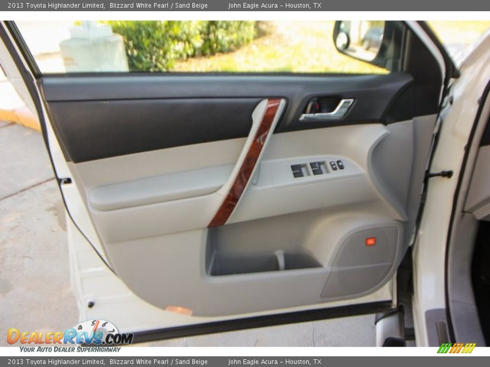 2013 Toyota Highlander Limited Blizzard White Pearl / Sand Beige Photo #19