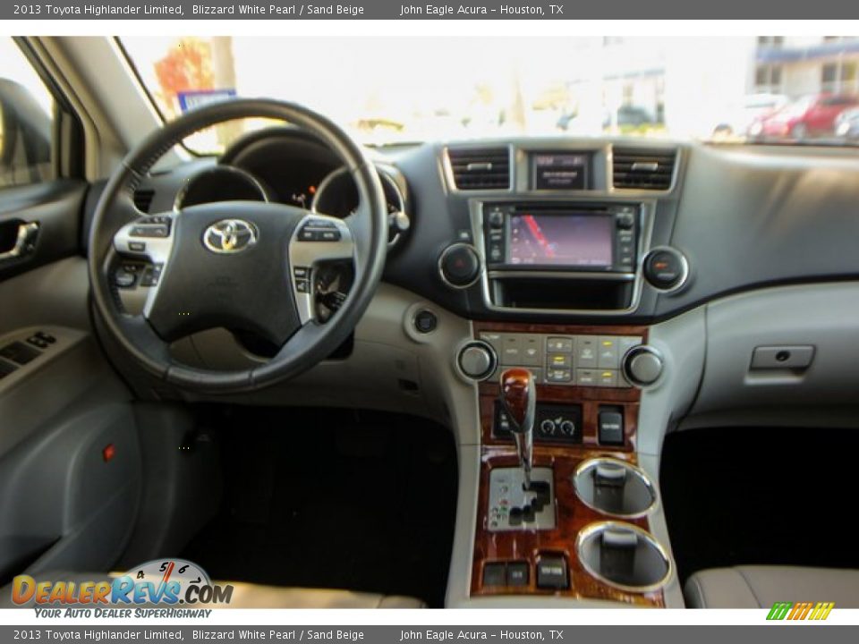 2013 Toyota Highlander Limited Blizzard White Pearl / Sand Beige Photo #29