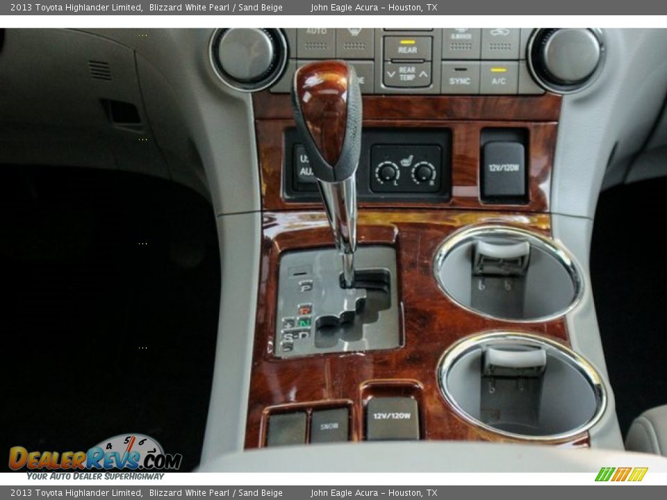 2013 Toyota Highlander Limited Blizzard White Pearl / Sand Beige Photo #32