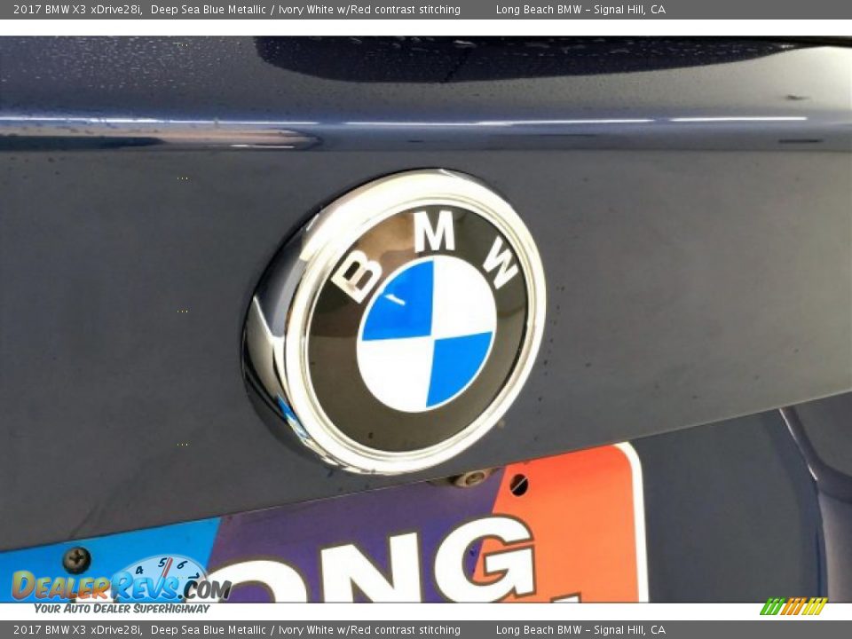 2017 BMW X3 xDrive28i Deep Sea Blue Metallic / Ivory White w/Red contrast stitching Photo #23