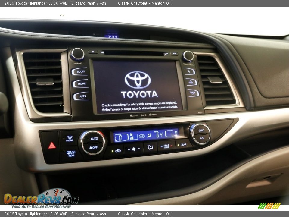 2016 Toyota Highlander LE V6 AWD Blizzard Pearl / Ash Photo #9