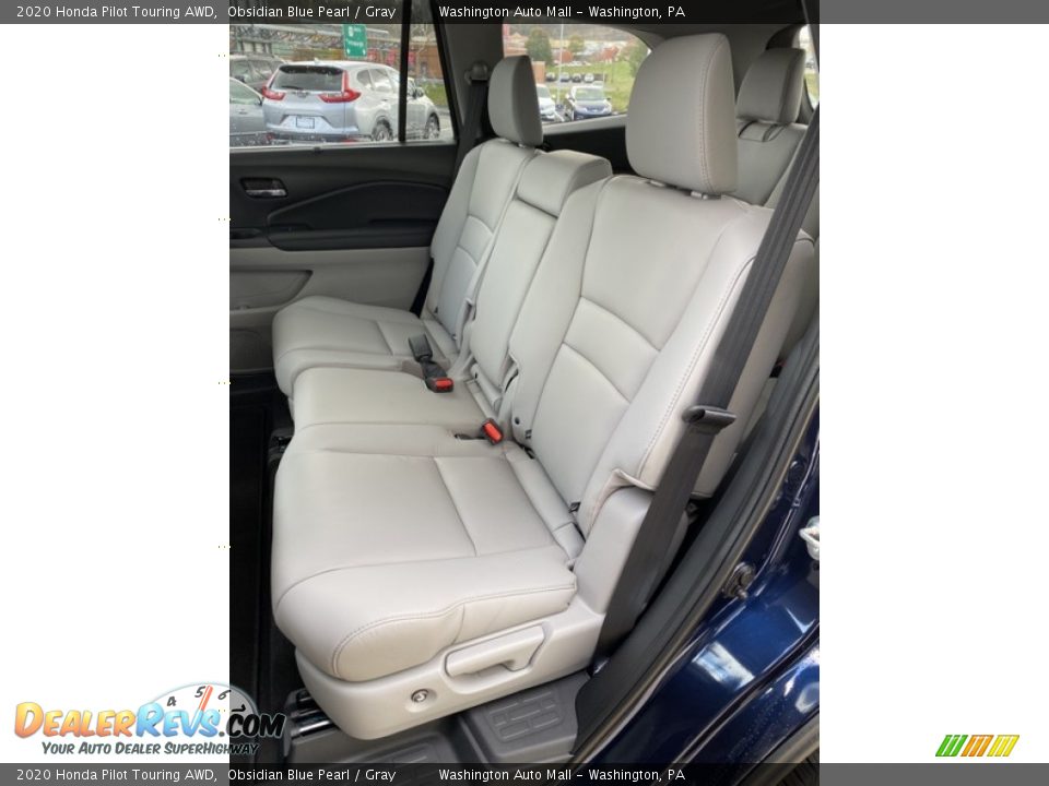 2020 Honda Pilot Touring AWD Obsidian Blue Pearl / Gray Photo #18