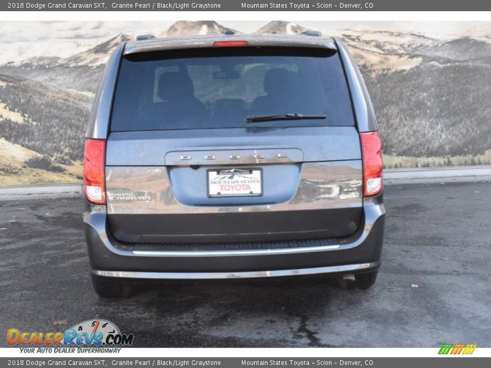 2018 Dodge Grand Caravan SXT Granite Pearl / Black/Light Graystone Photo #8