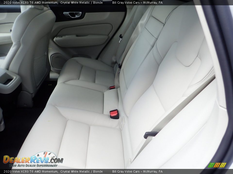 Rear Seat of 2020 Volvo XC60 T6 AWD Momentum Photo #8