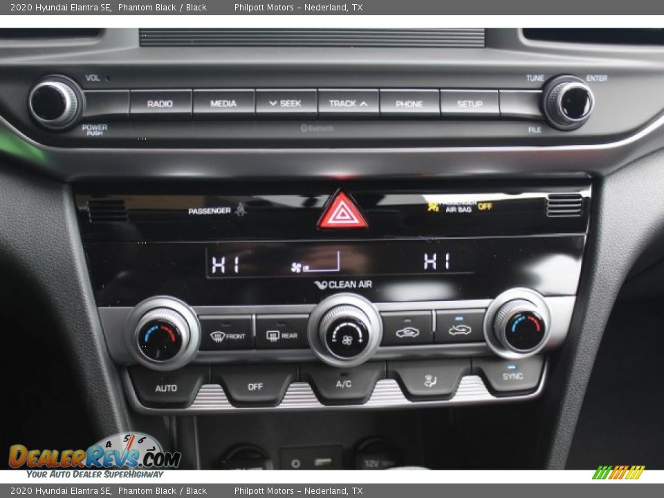 2020 Hyundai Elantra SE Phantom Black / Black Photo #17