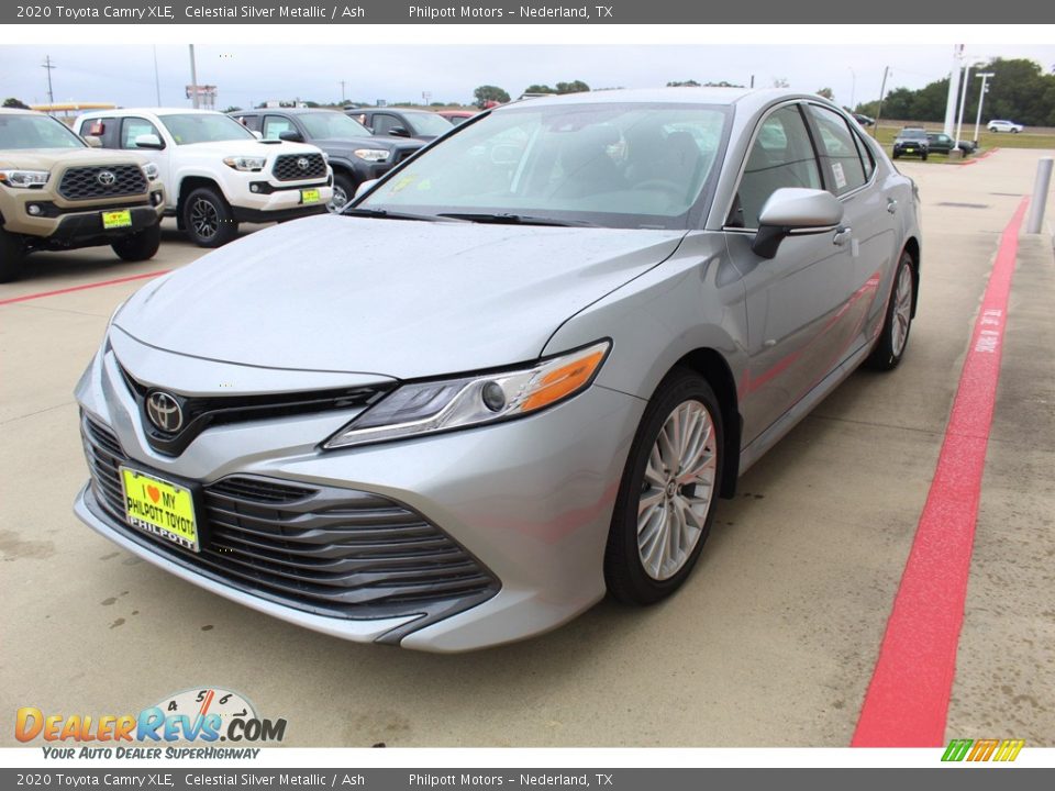 2020 Toyota Camry XLE Celestial Silver Metallic / Ash Photo #4